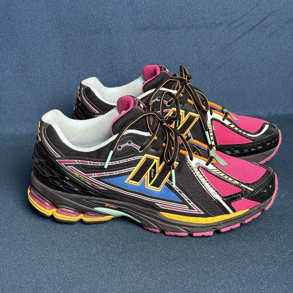 New Balance 1906R Shoes Mens Size 9.5 Black Pink Multi Running Sneakers M1906RCP